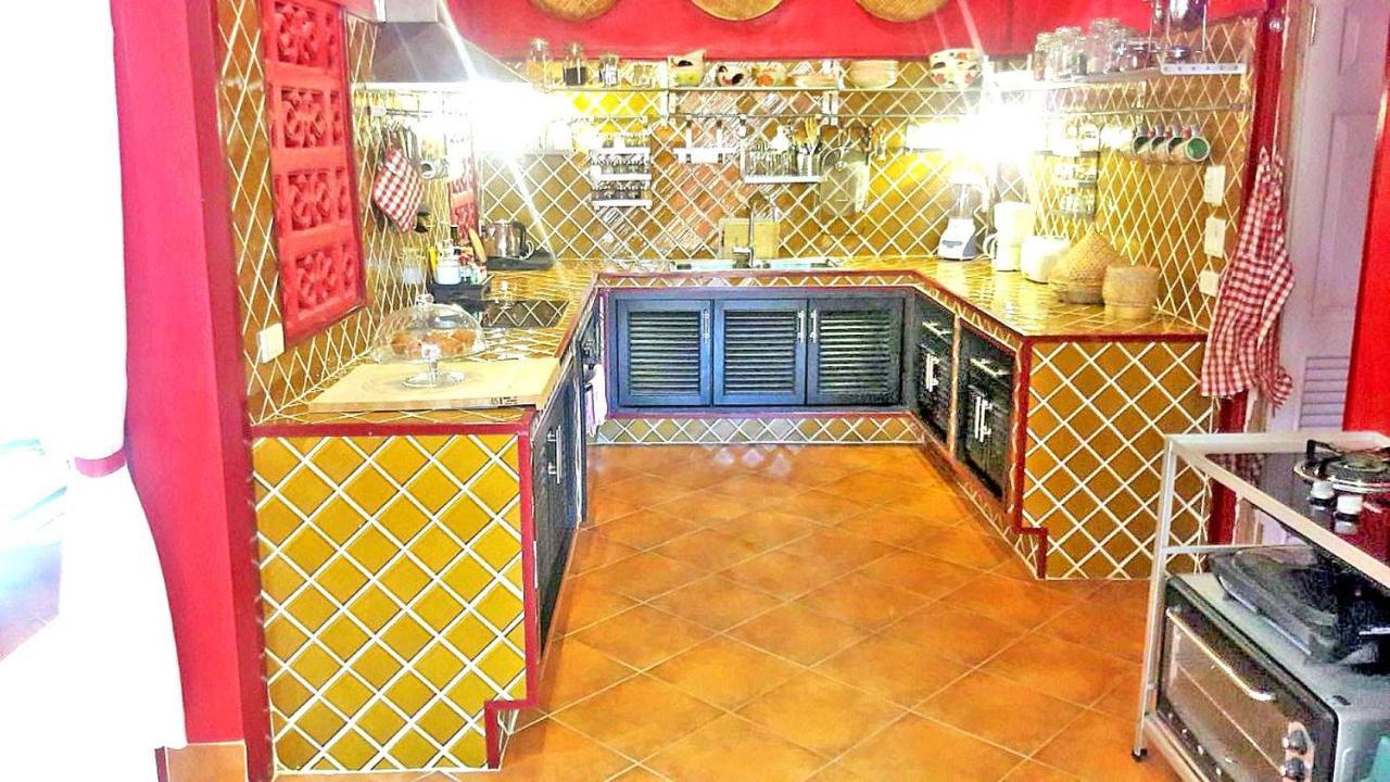 三卧室泰式度假屋 芭達亞 外观 照片